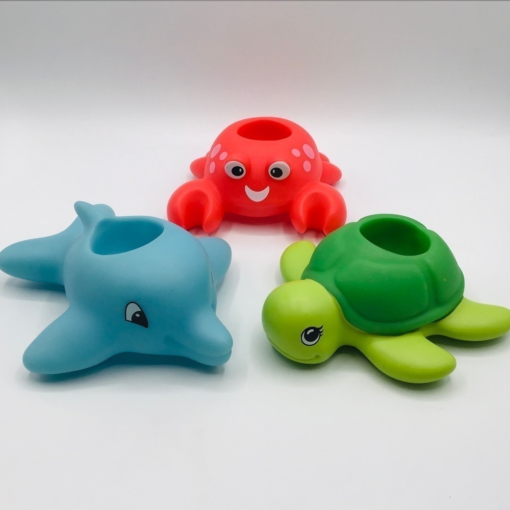 LAKESHORE Learn & Play Floating Friends Bath Toys Heavy Duty Water Table Baby